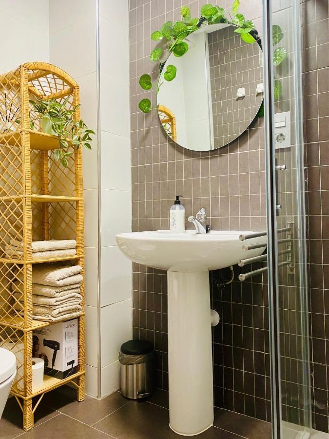 Apartamento Ronda Genil Con Parking Gratuito Granada Exterior foto
